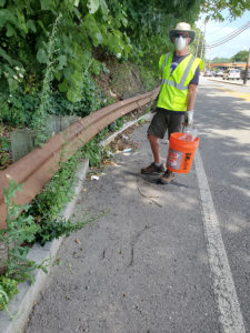 The Litter Guy near Star Market on Pleasant St, photo by Mary (20)